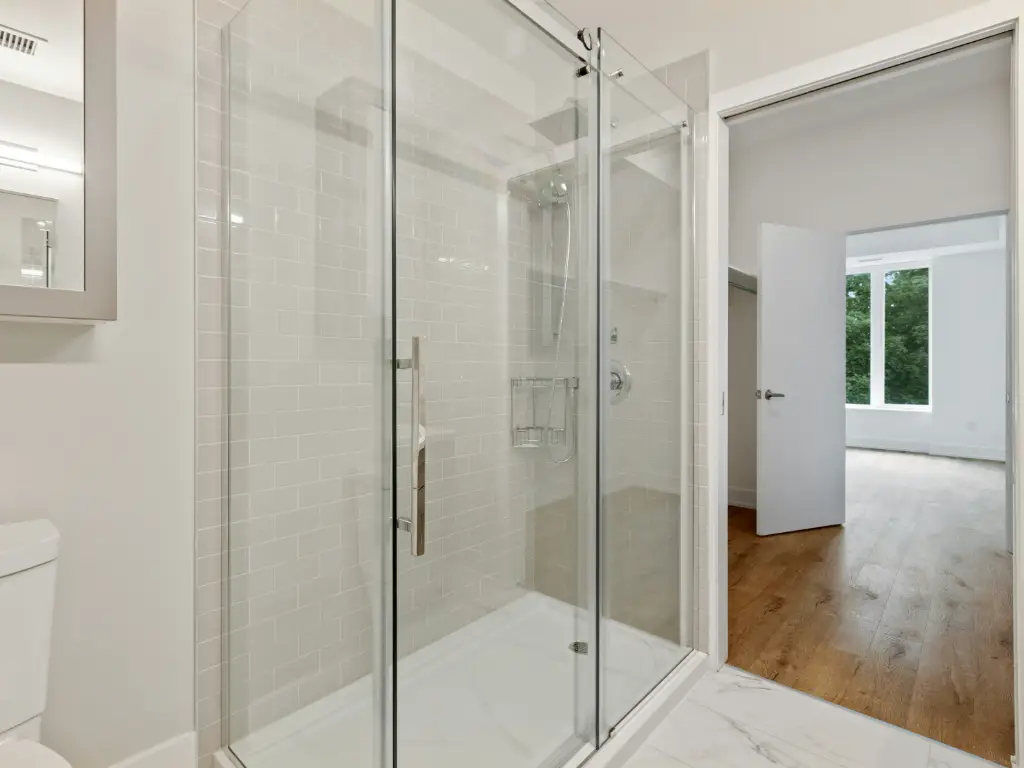 rain glass shower door vs clear glass 2
